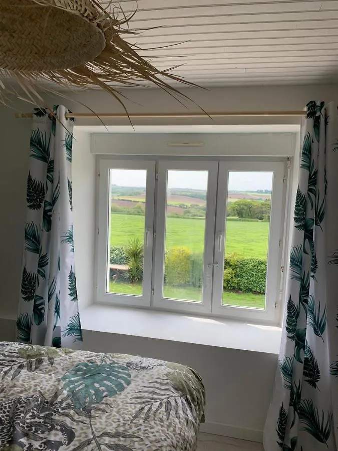 Chambre D'Hotes Coconing Brélès Alloggio in famiglia